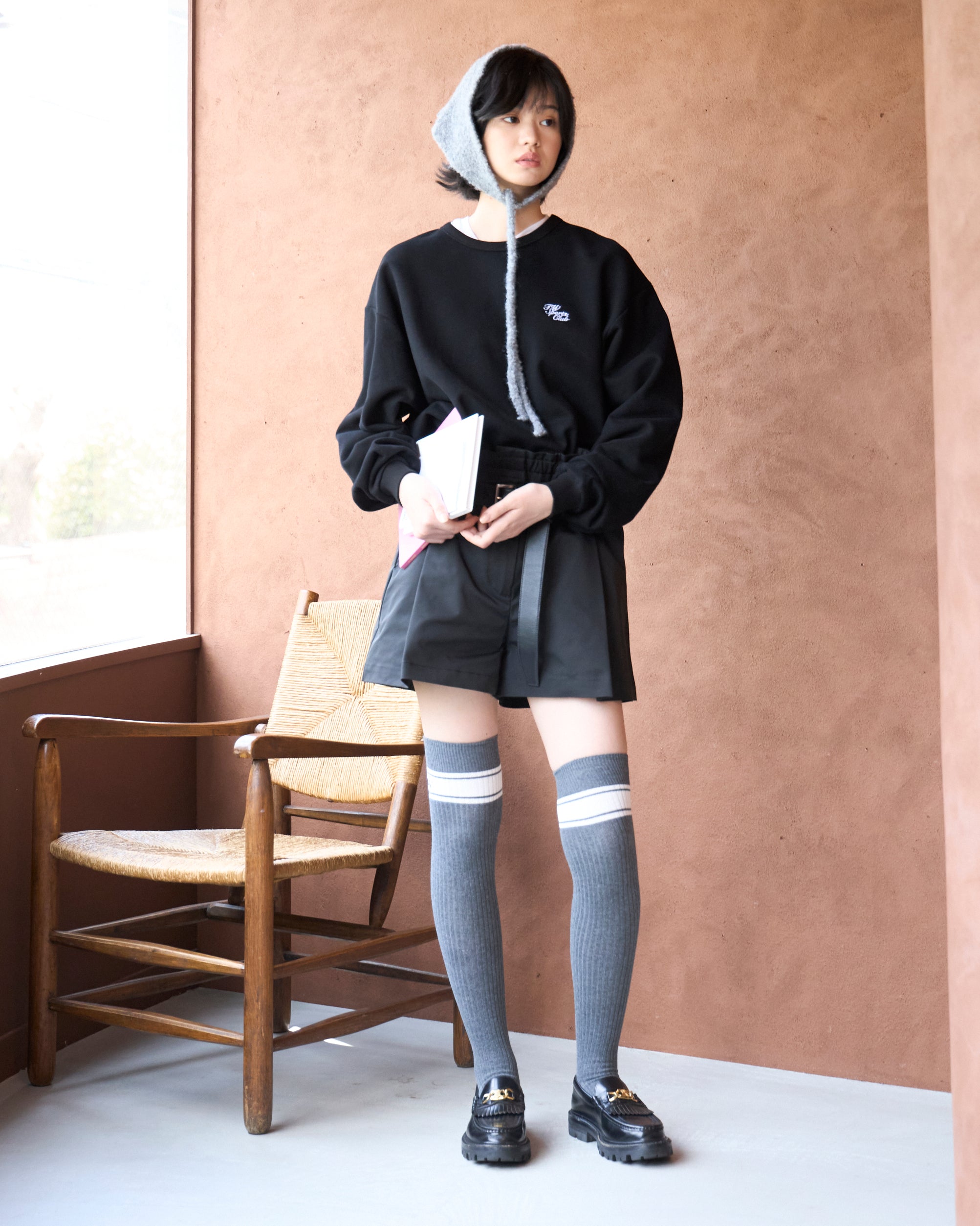 Tuck Short Pants