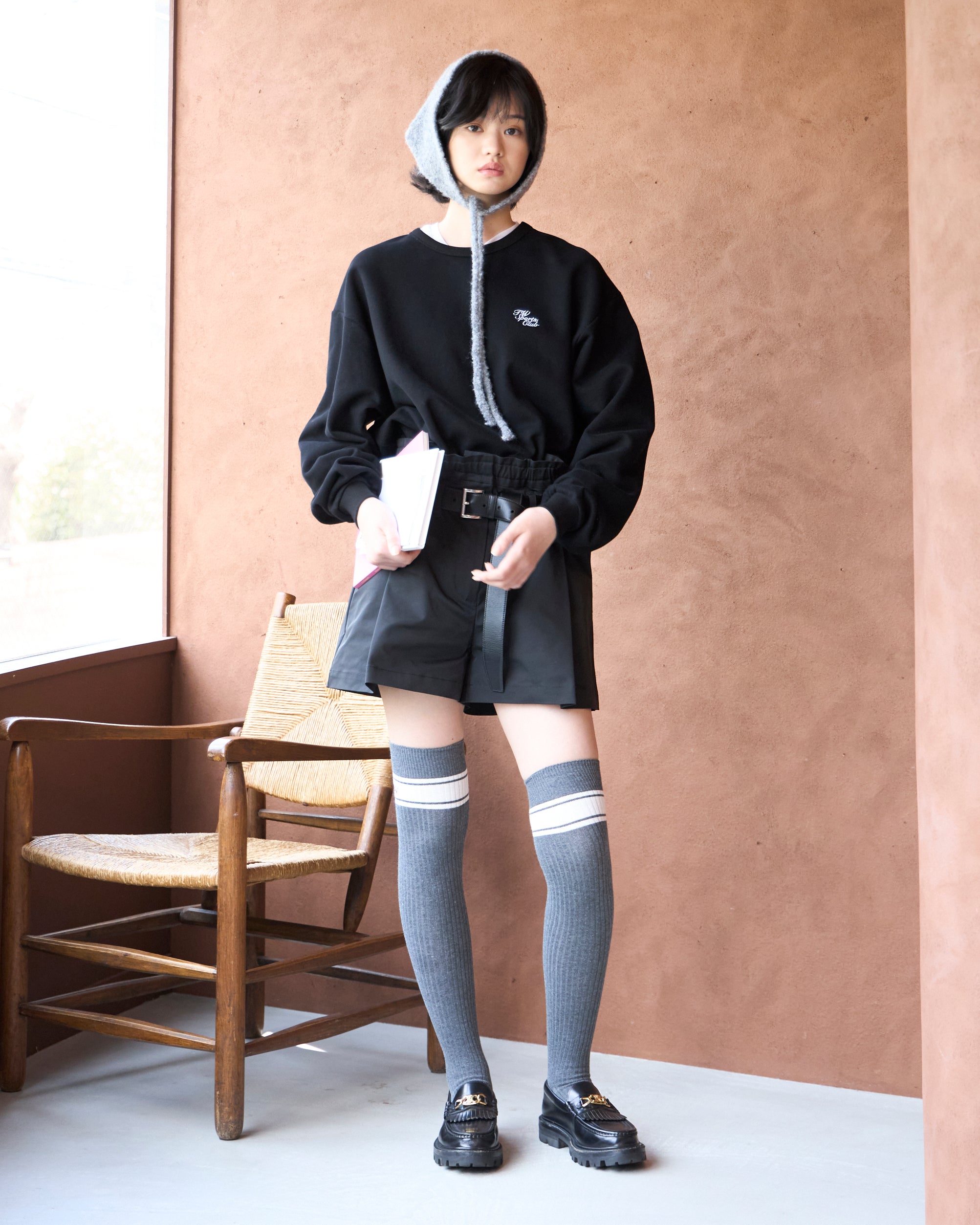 Tuck Short Pants