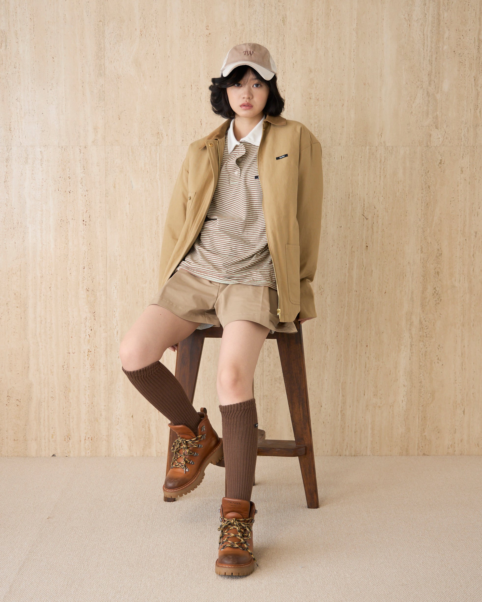 Tuck Short Pants