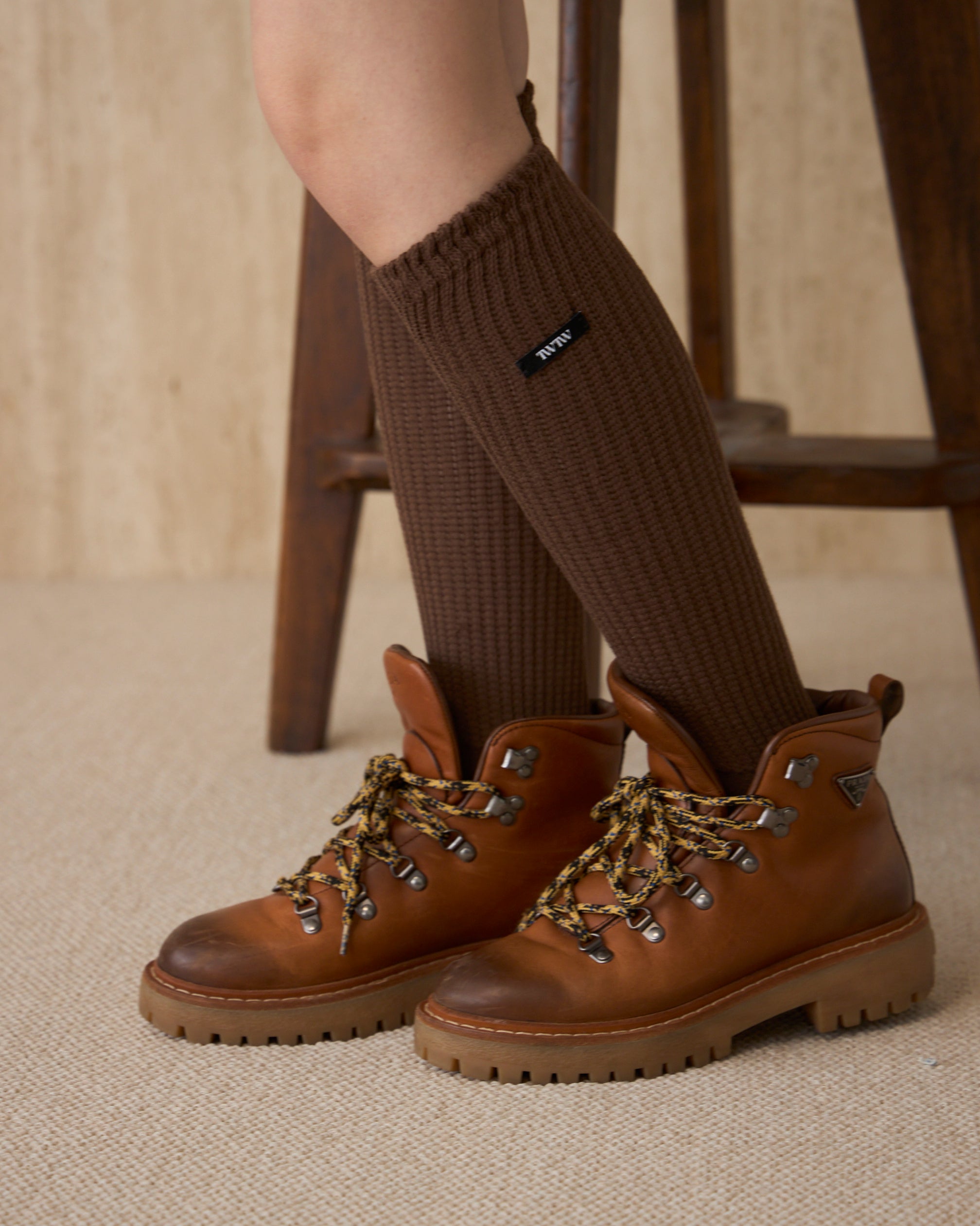 Logo Ribbon Loose Socks