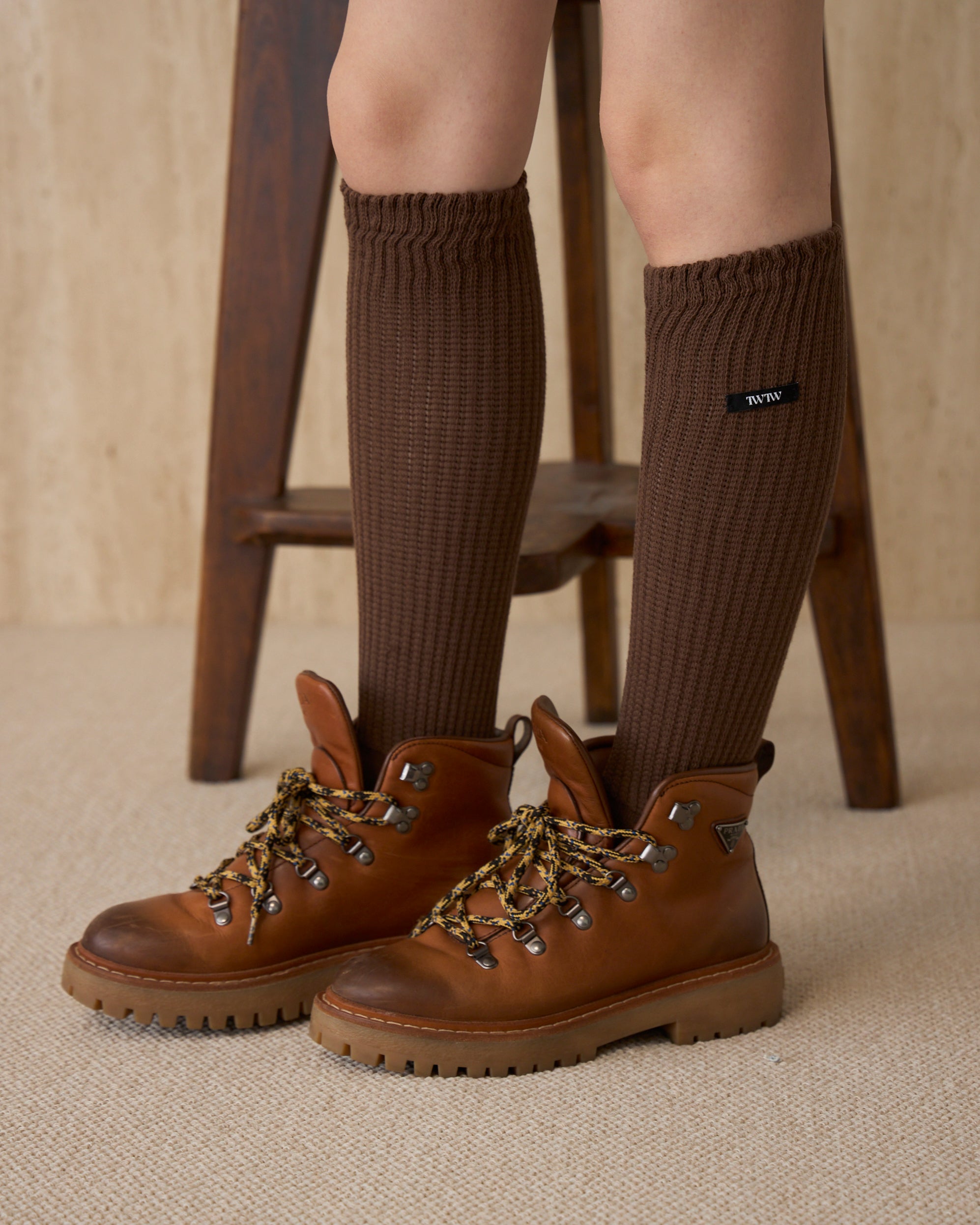Logo Ribbon Loose Socks