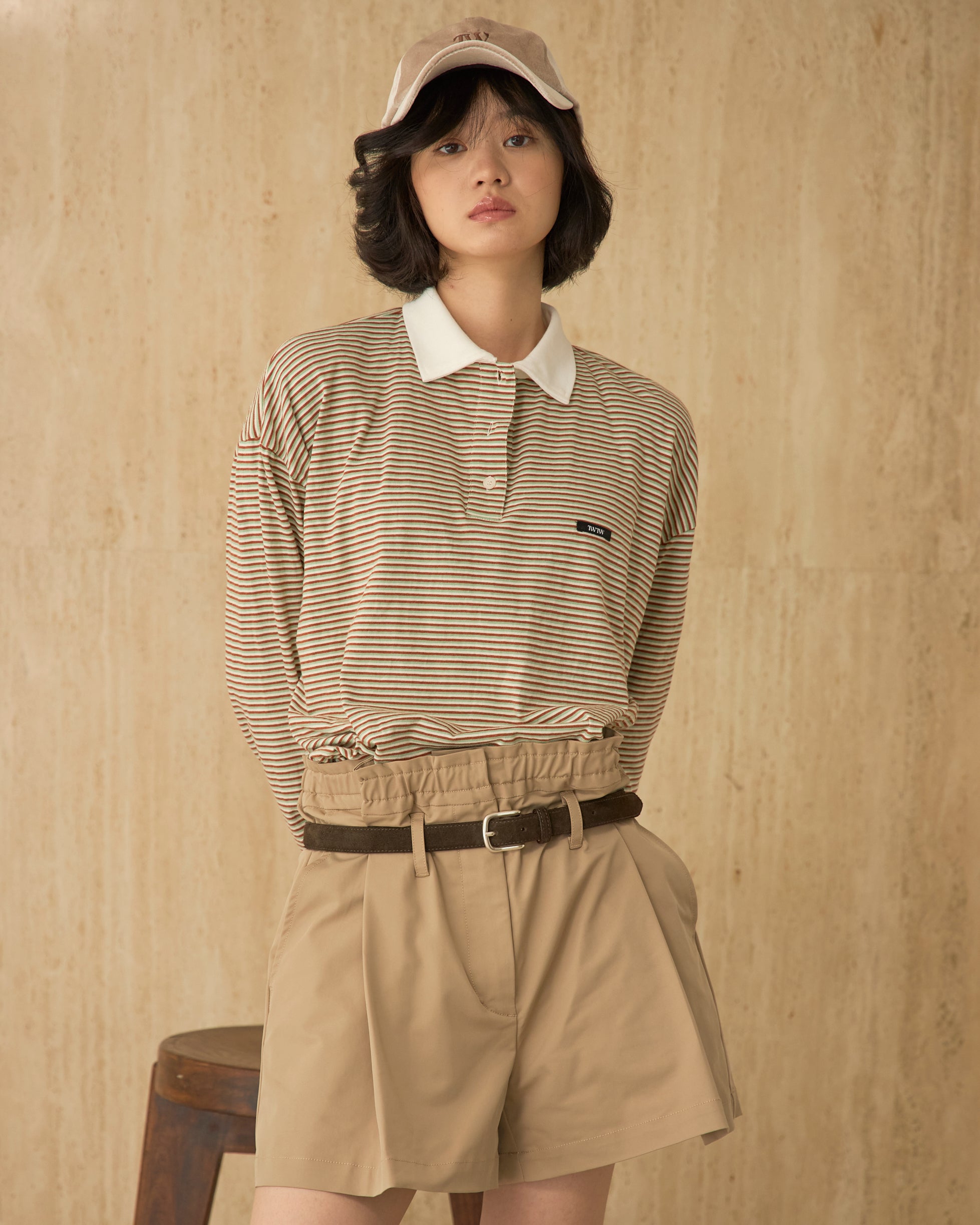 Tuck Short Pants