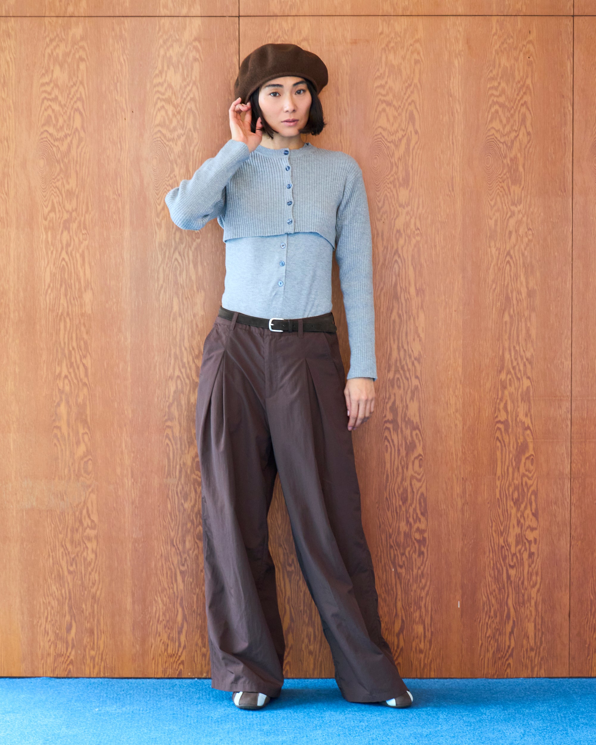 Nylon Tuck Wide Pants