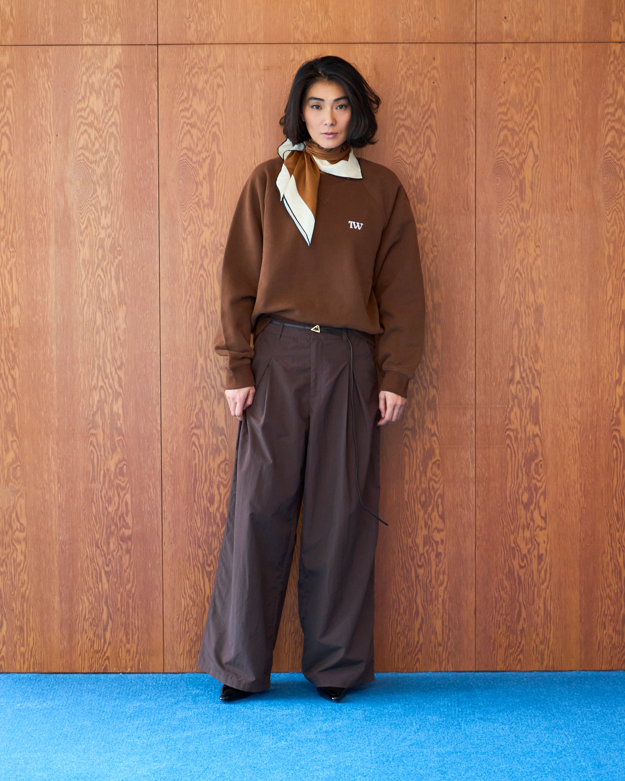 Nylon Tuck Wide Pants