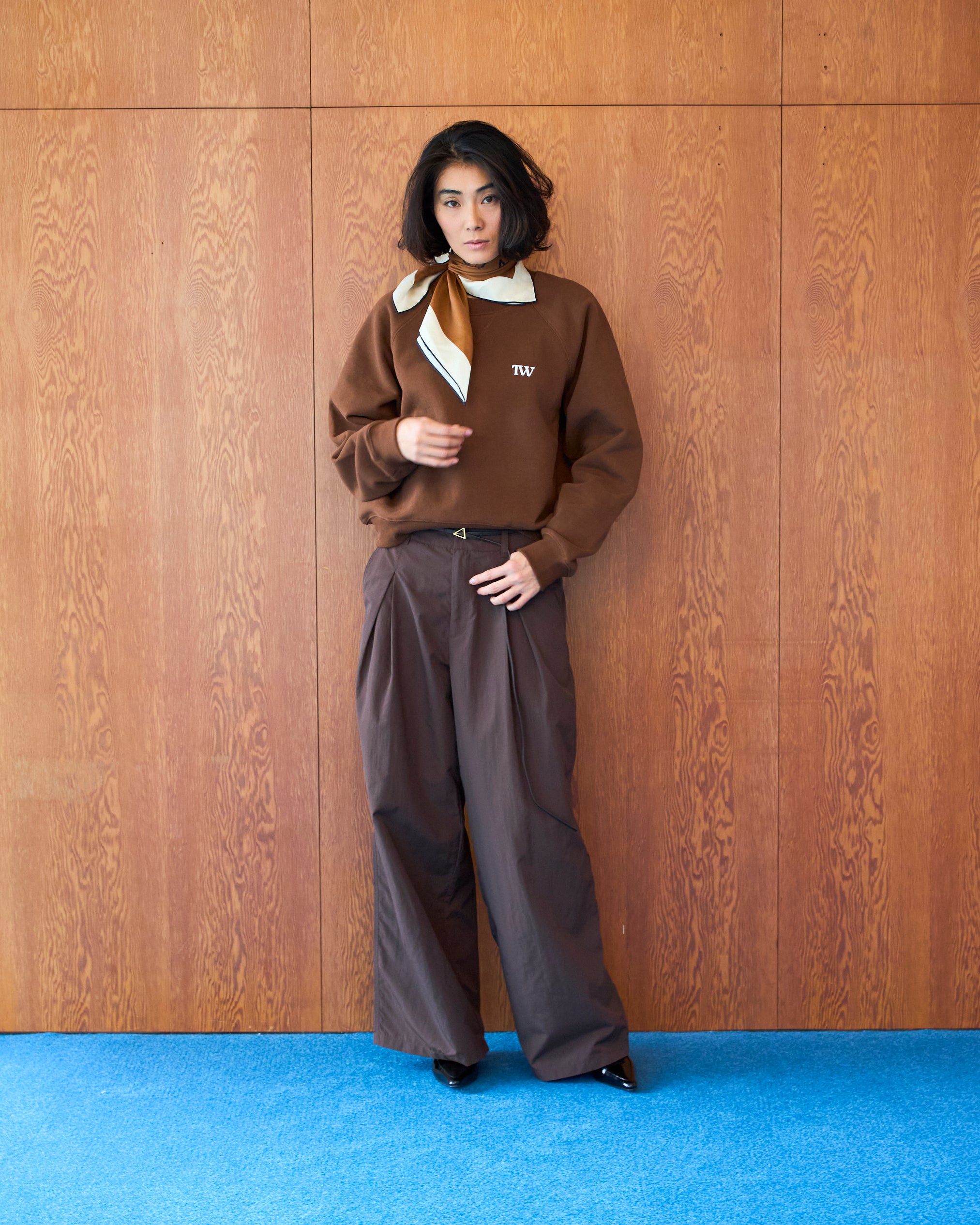 Nylon Tuck Wide Pants