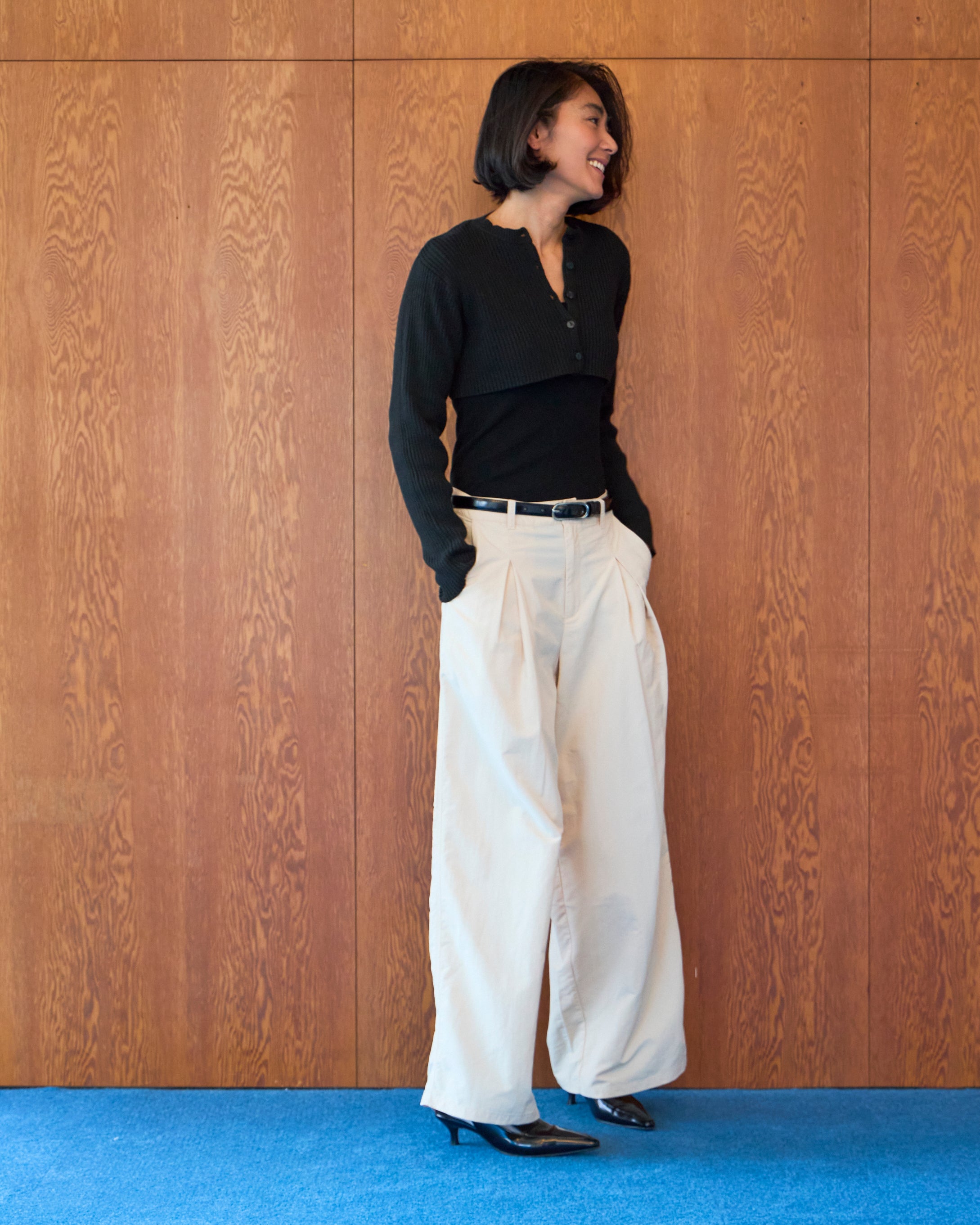 Nylon Tuck Wide Pants