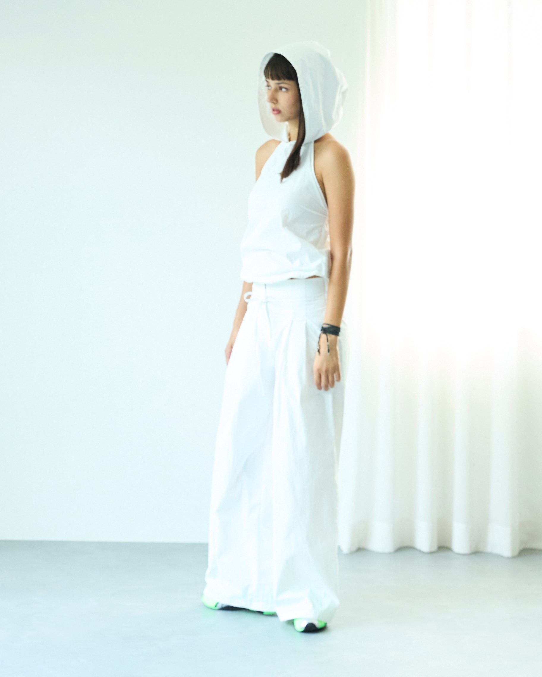 Nylon Tuck Pants