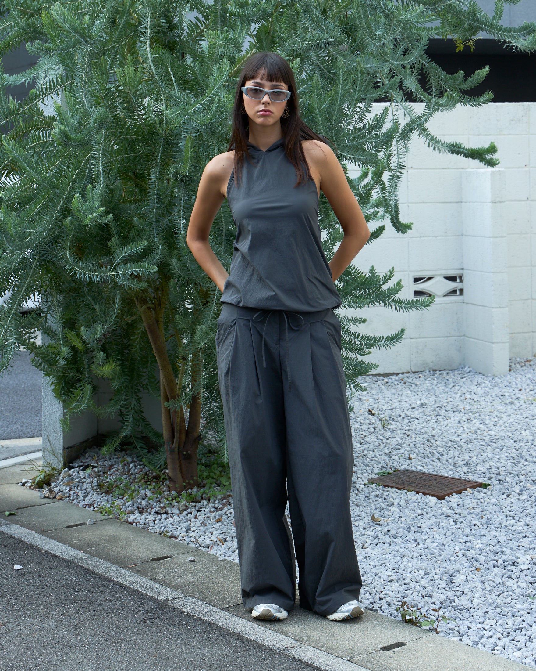 Nylon Tuck Pants
